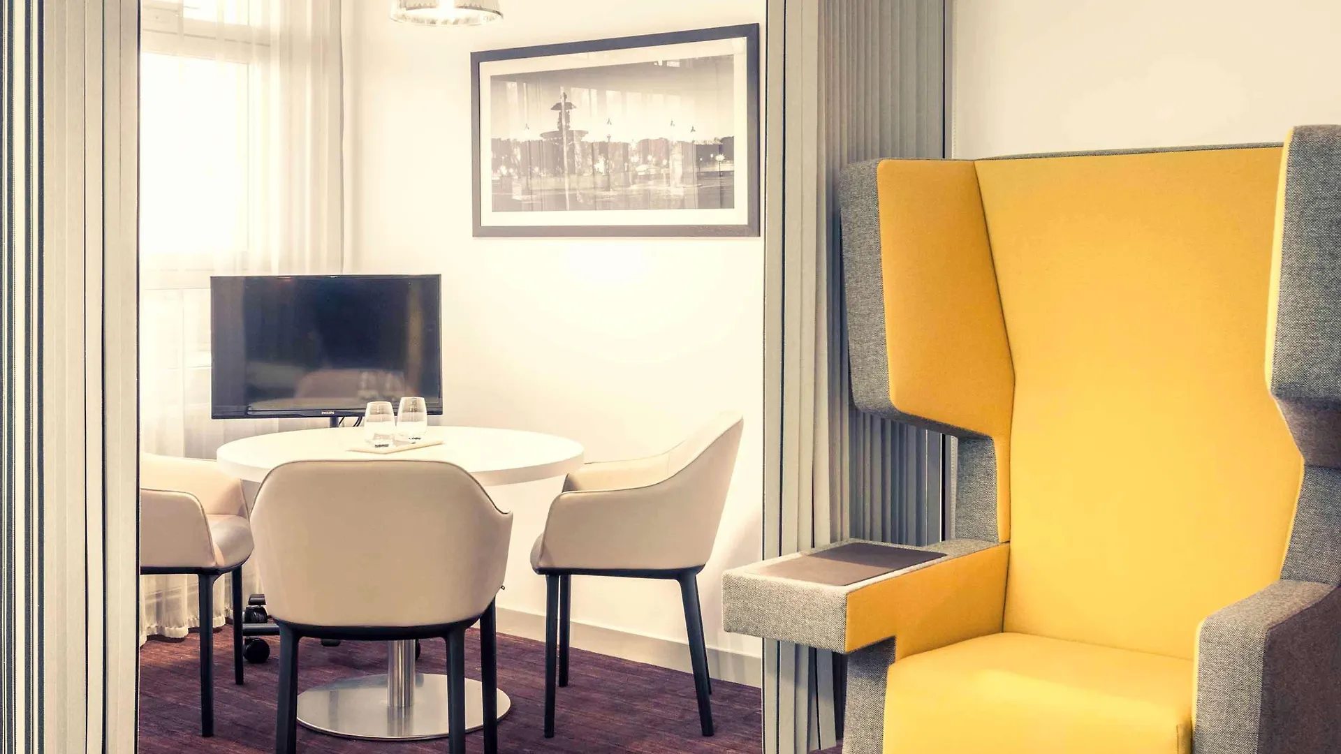 Hotel Mercure Paris Massy Gare Tgv