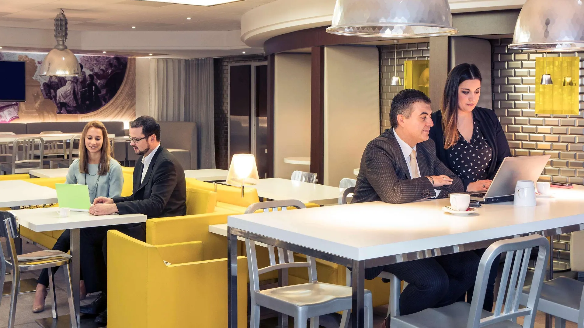 **** Hotel Mercure Paris Massy Gare Tgv France