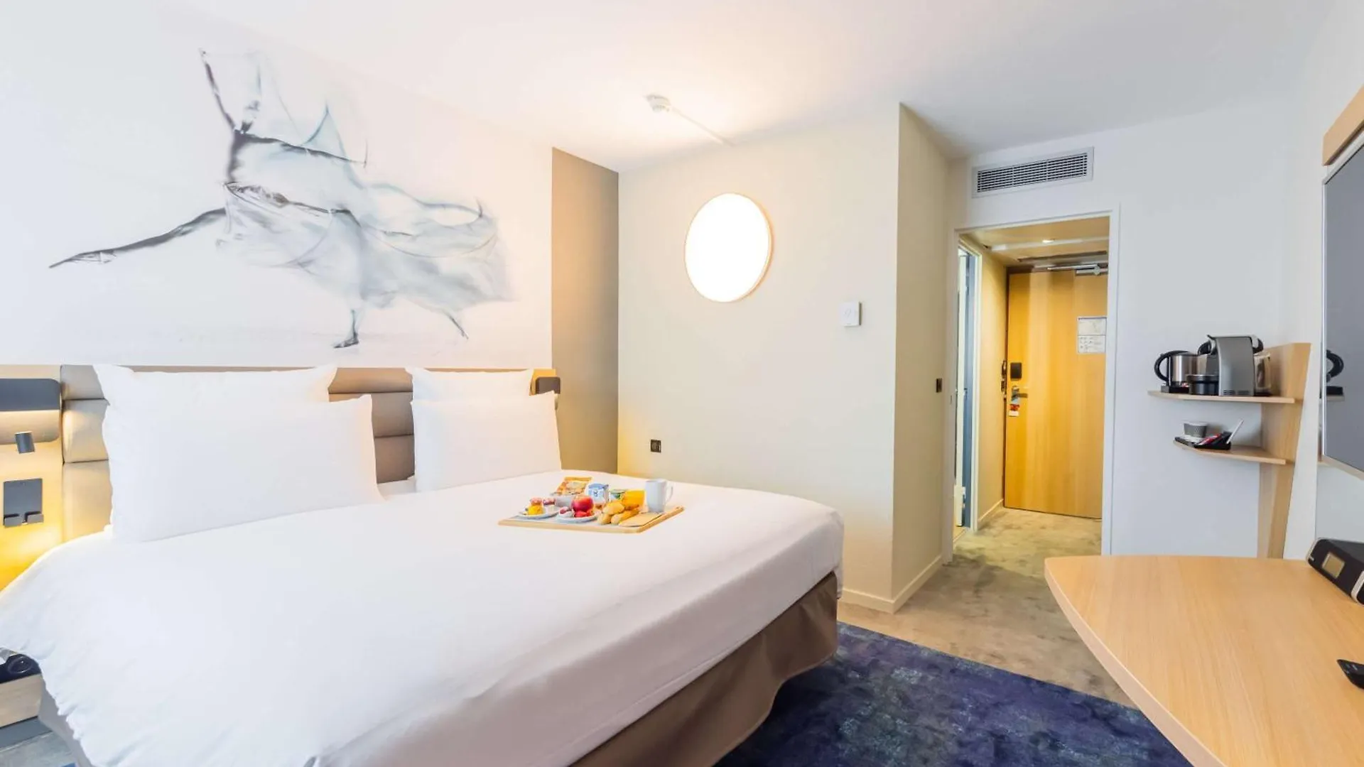 Mercure Paris Massy Gare Tgv Hotel