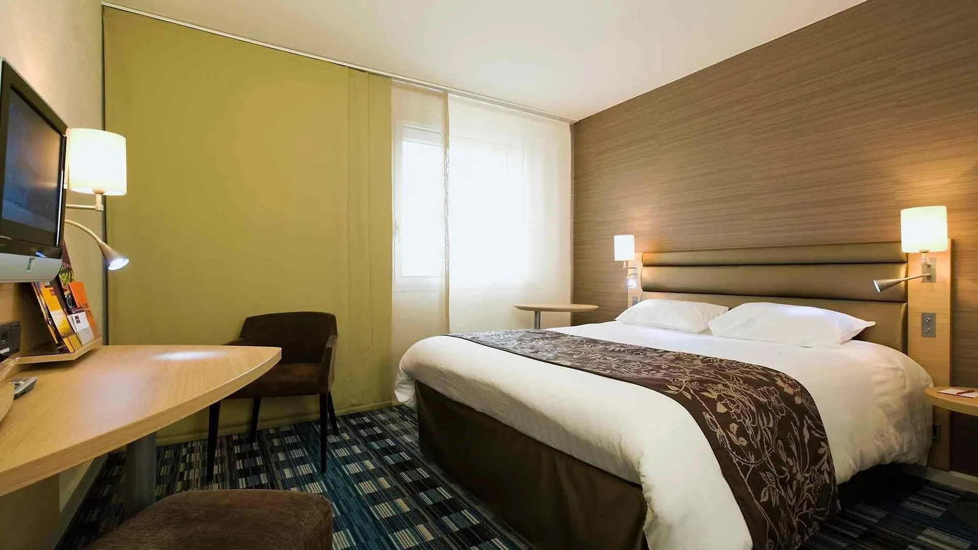 Mercure Paris Massy Gare Tgv Hotel